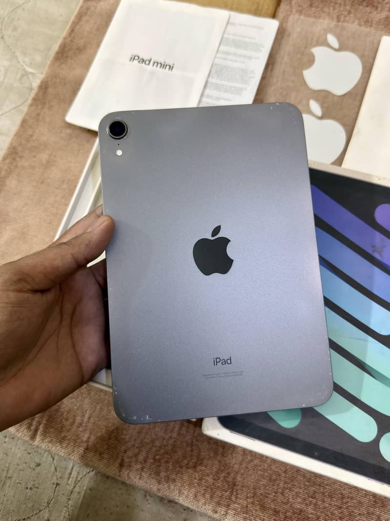 iPad Mini 6 Complete Box 7