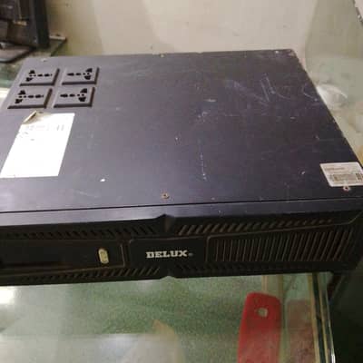 DELUX Solar Inverter Charger 1000W MPPT 4 Socket Used Multan