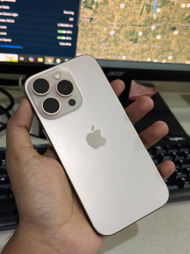Apple iPhone 16 Pro 2