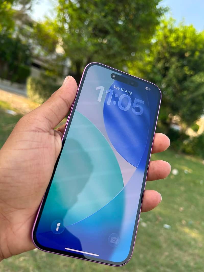 Apple iPhone 16 Plus 1