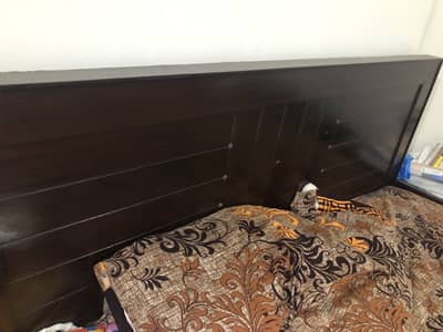 KING SIZE BED URGENT FOR SALE