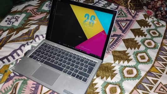HP elite book x2 deatachable (slightly negotiable)