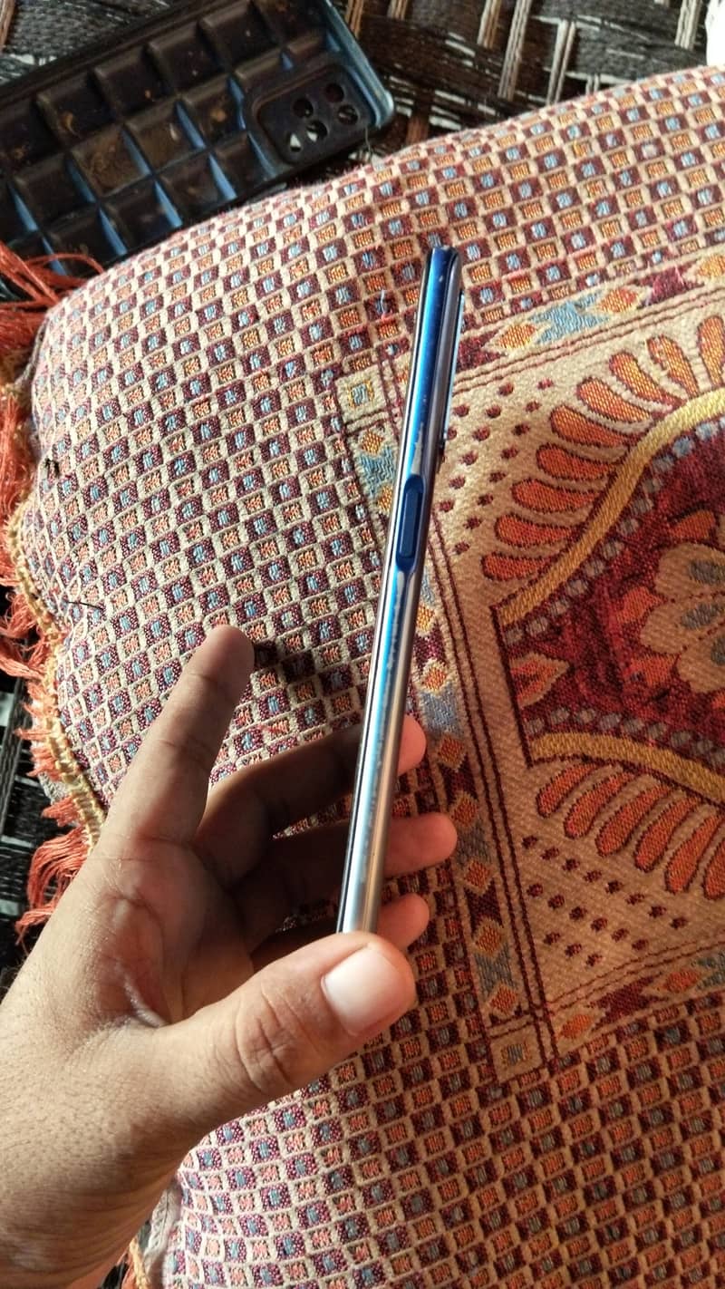 OPPO A54 3