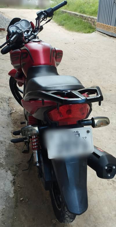 Honda Cb150f (urgent sale)