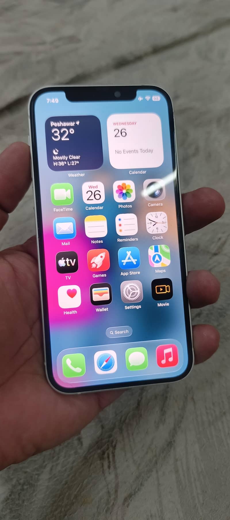 Apple iPhone 12 1