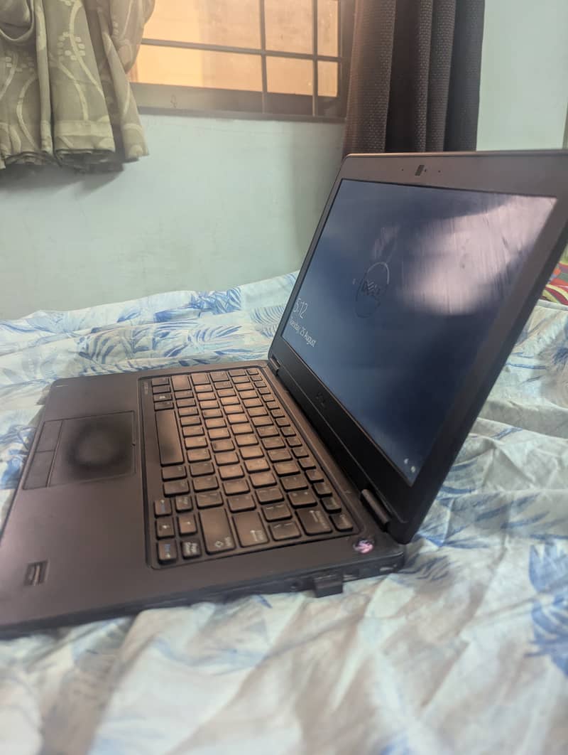 Dell E7250 3