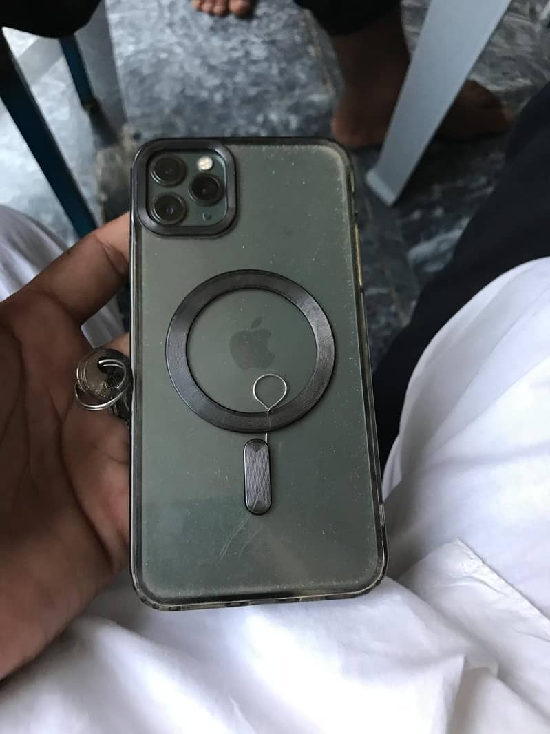 Apple iPhone 11 Pro Max 1