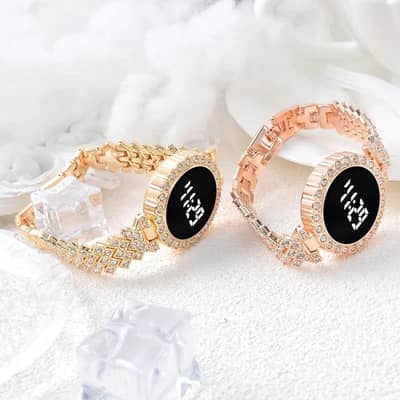 Luxury Women's Digital Crystal Chain Watch