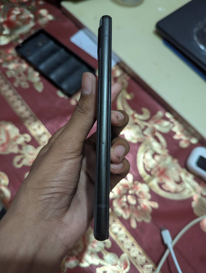 Google Pixel 6a 4