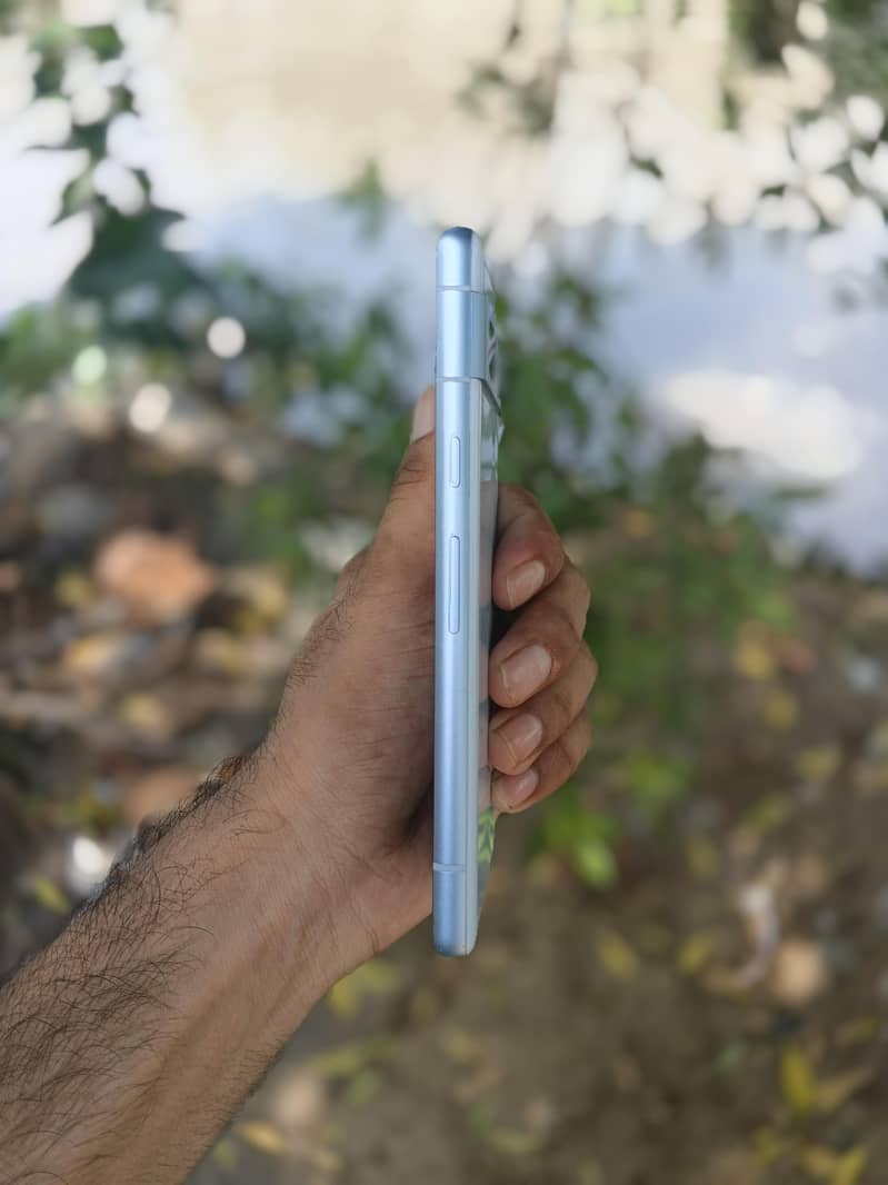 Google Pixel 7a 2