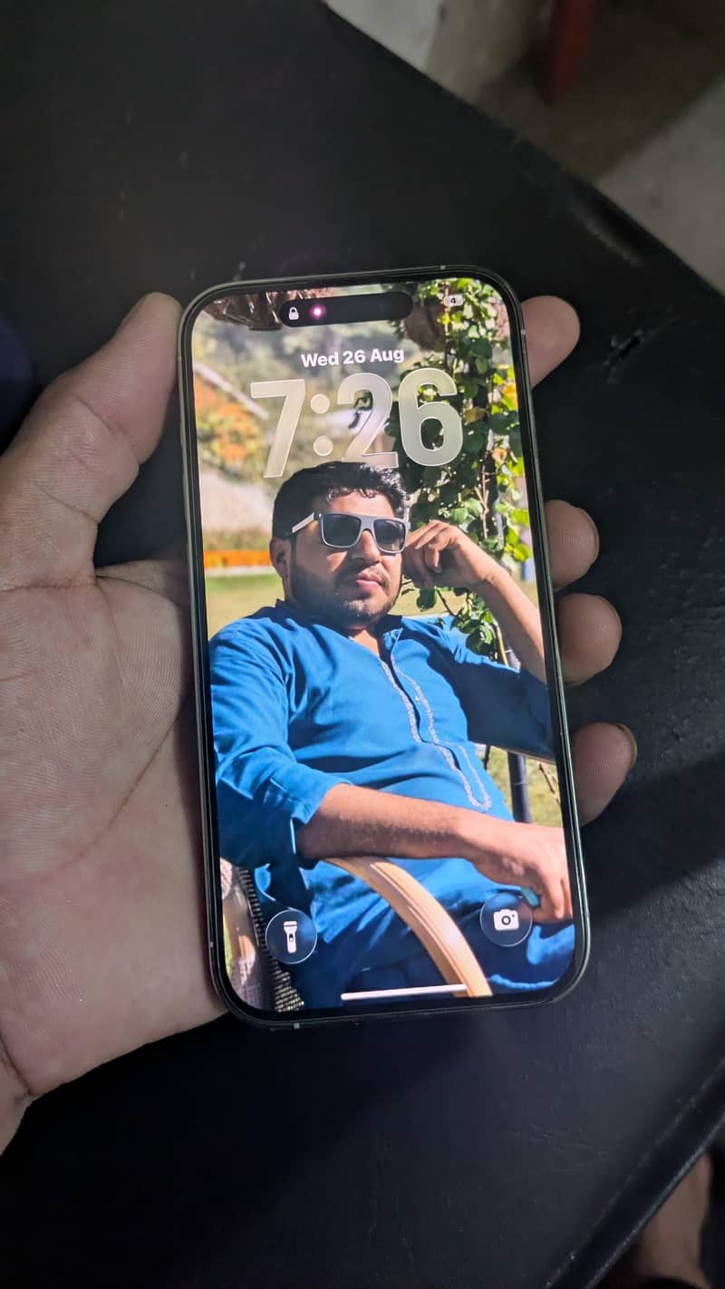 Apple iPhone 14 Pro 1