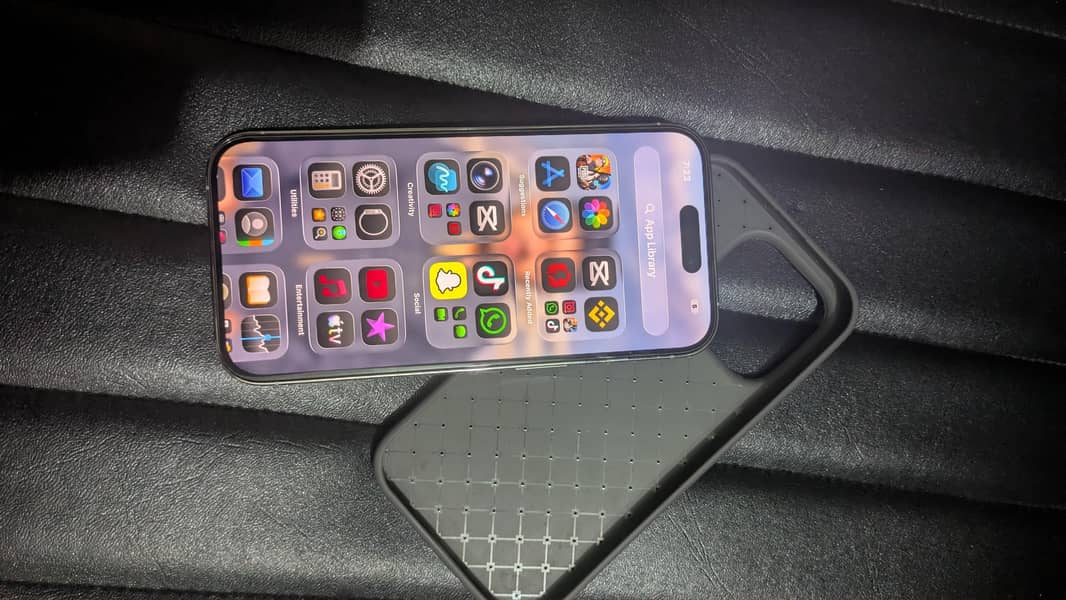 Apple iPhone 14 Pro 3