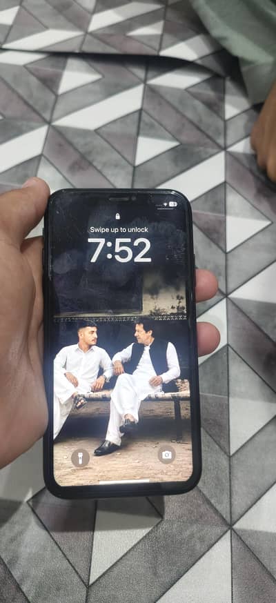 Apple iPhone XR