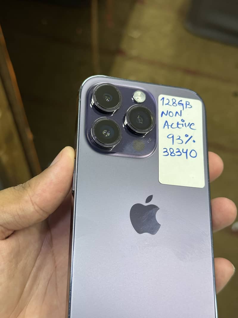 Apple iPhone 14 Pro 1
