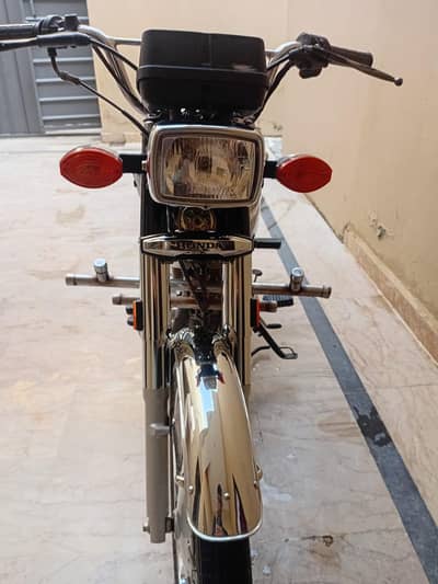 Cg 125 for sale black colour