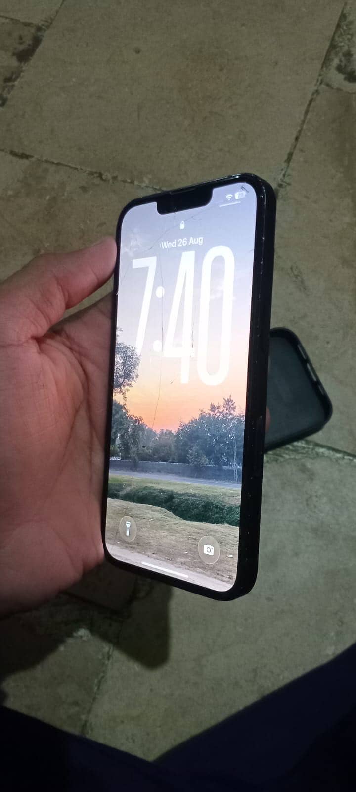 Apple iPhone 13 1