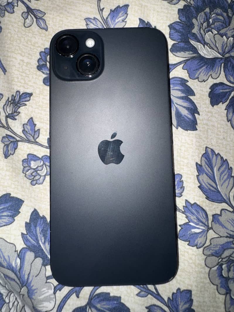 Apple iPhone 15 plus 1