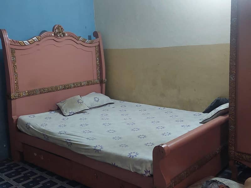 room bed 2