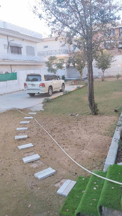 G 8/1 25x60 House For Sale With Extra Land