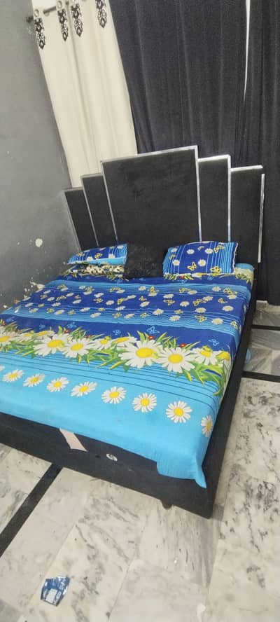  COMPLETE BEDROOM FURNITURE SET – ONLY Rs. 30,000! 