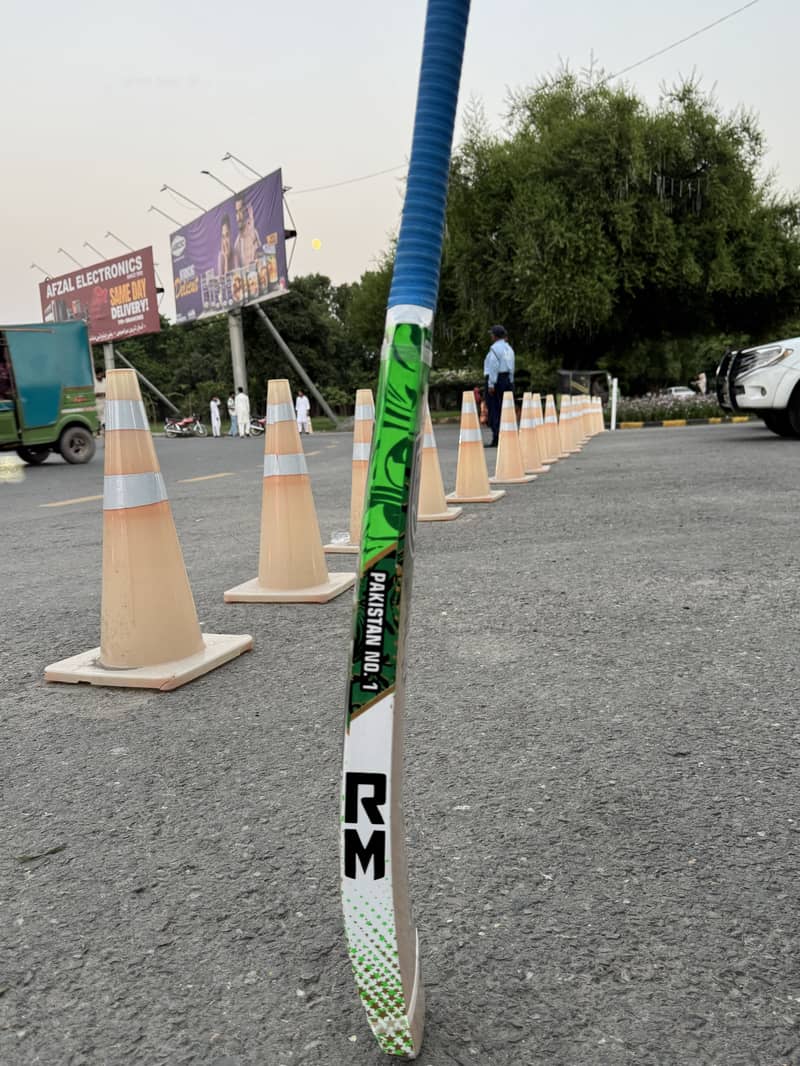 RM BRAND 0