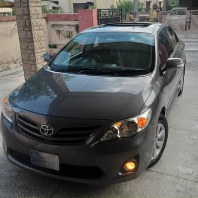 Toyota Corolla Altis 2012