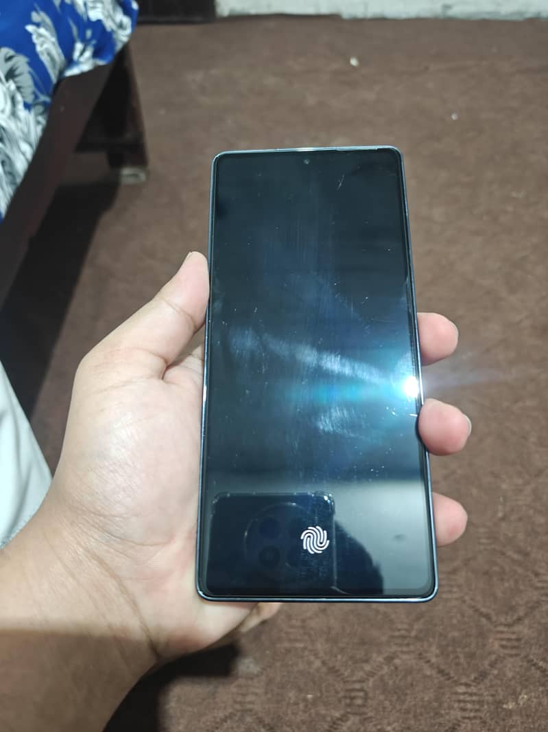 Infinix Note 40 5