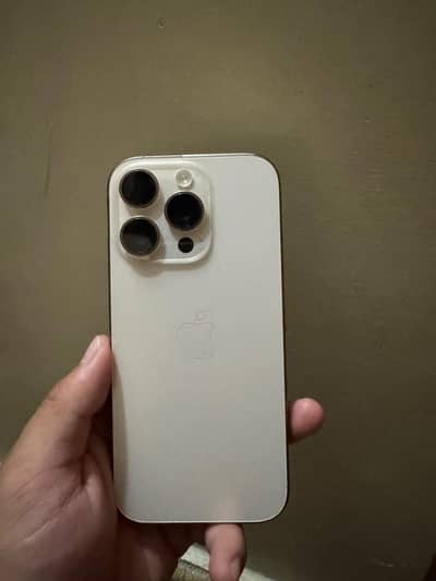 Apple iPhone 16 Pro