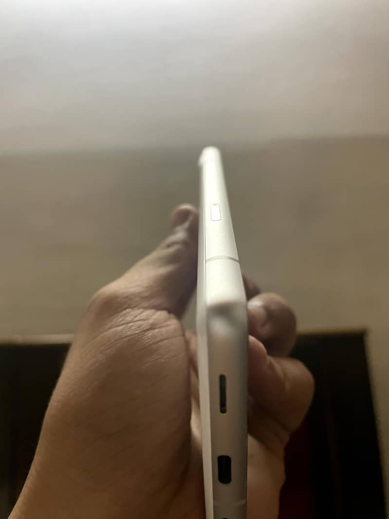 Google Pixel 7a 4
