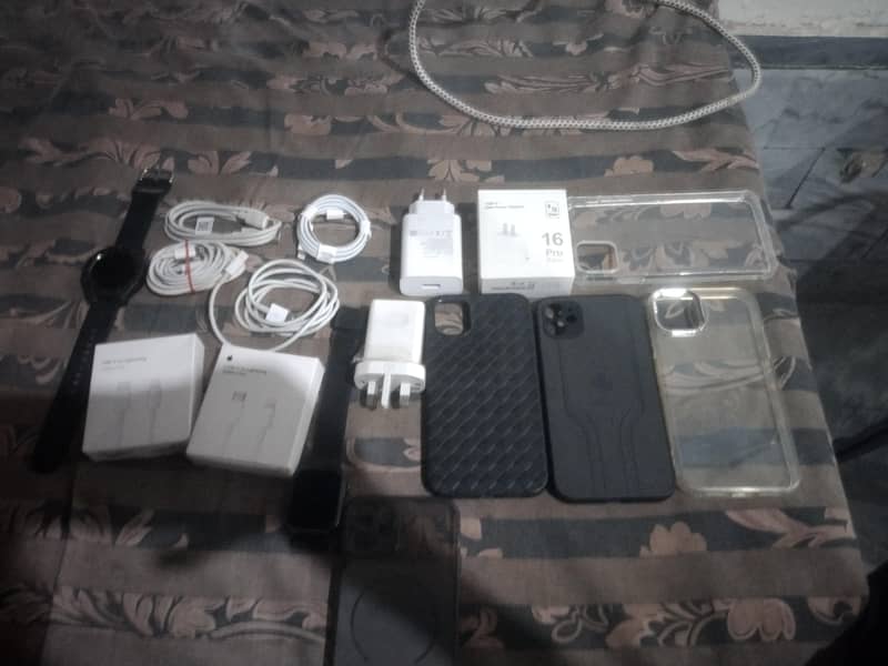 Accessories 0