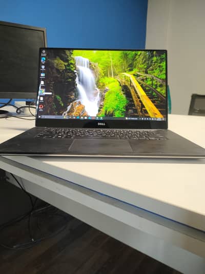 Precision 5520 equivalent to xps 9560
