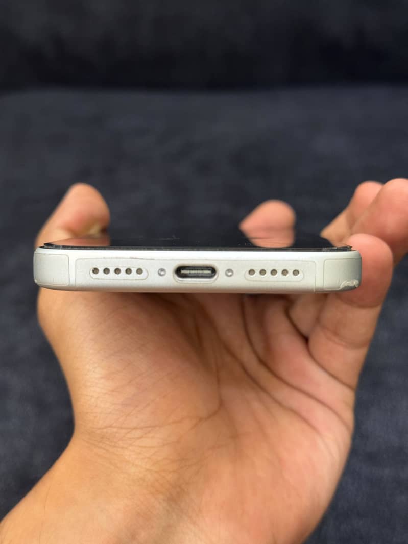 Apple iPhone 17 Pro 1
