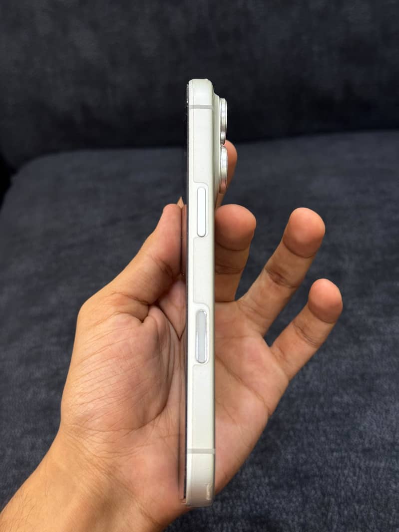 Apple iPhone 17 Pro 2