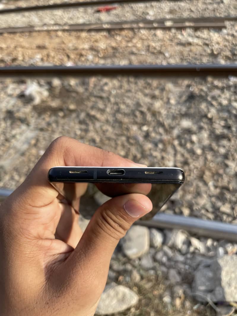 Google Pixel 6a 3