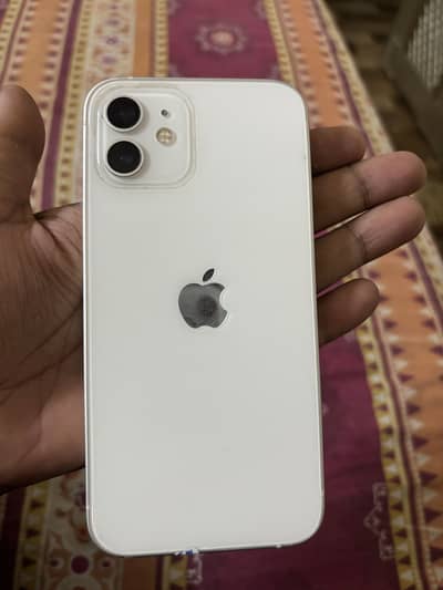 Apple iPhone 12