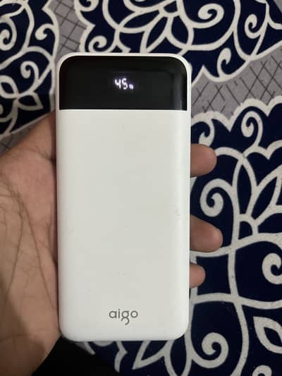 Aigo 10000 mah power bank