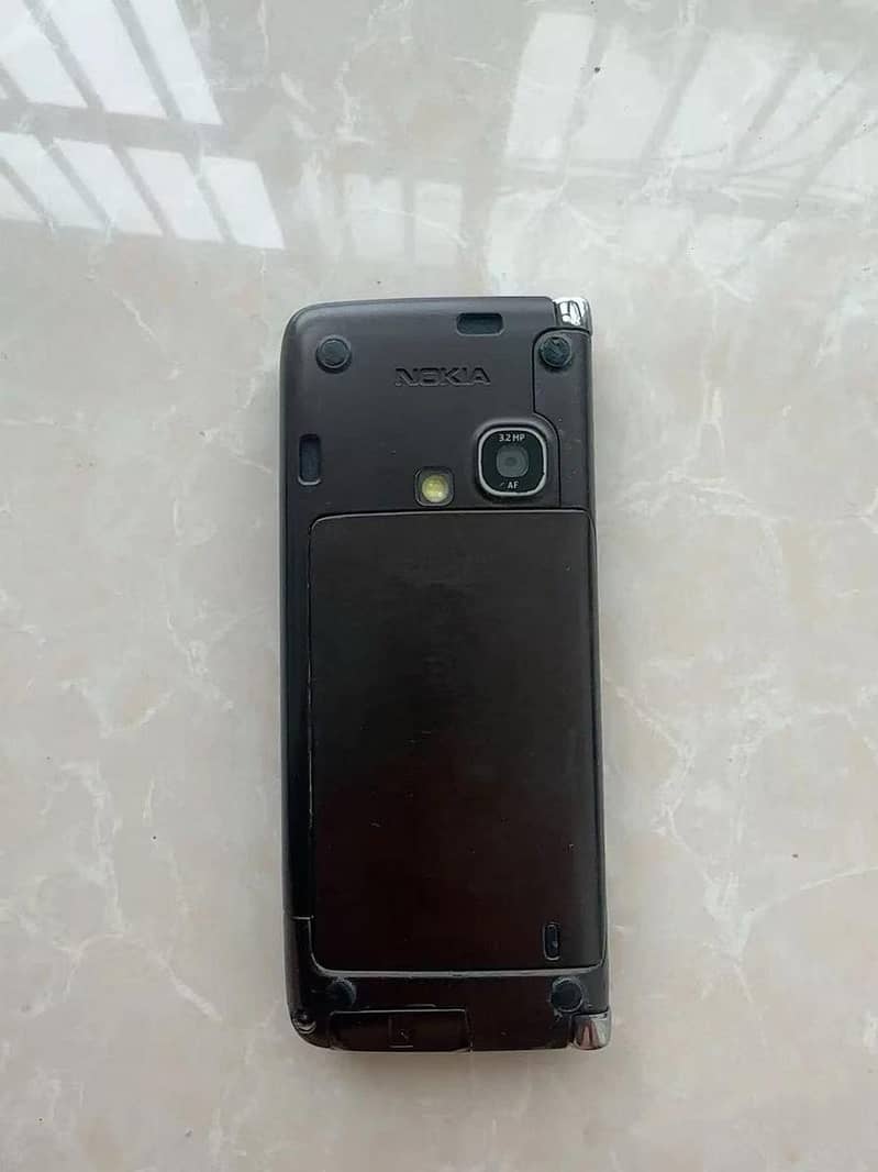 Nokia E90 1