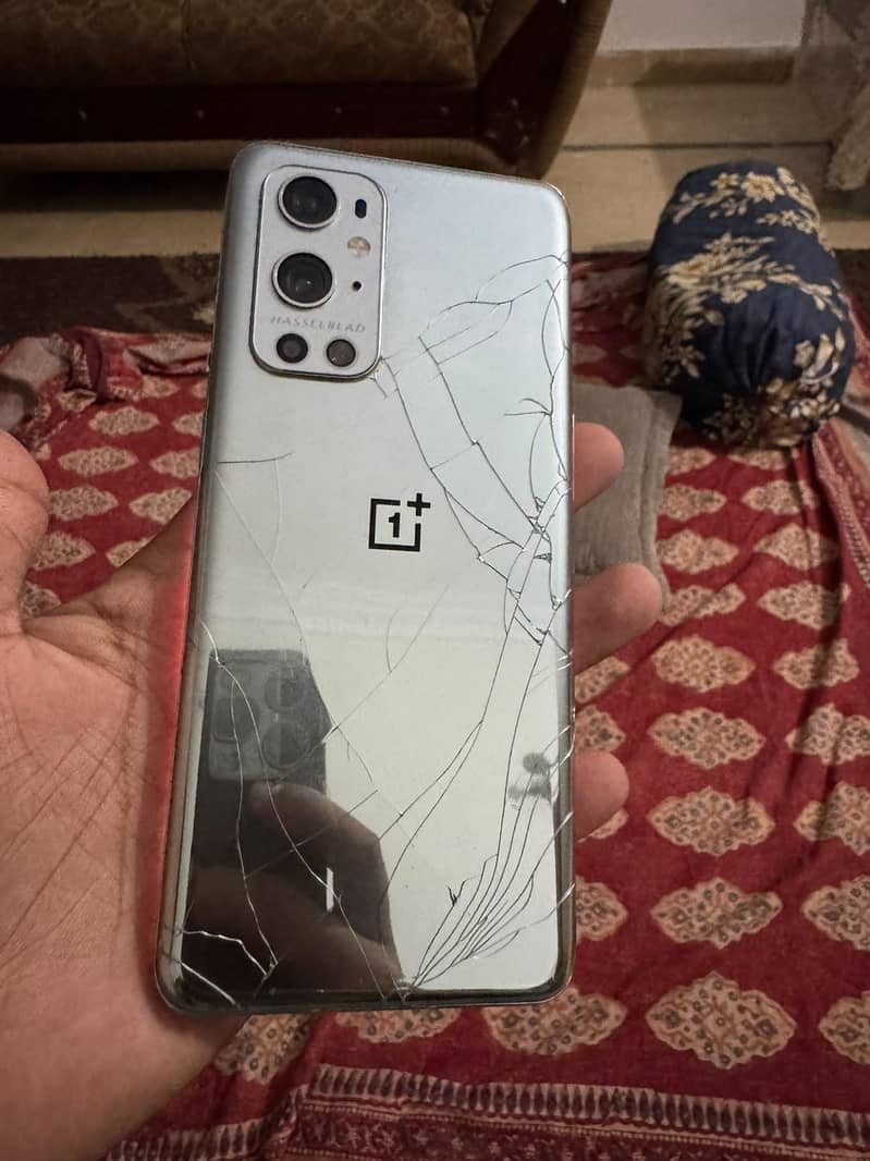 One Plus 9 Pro 5