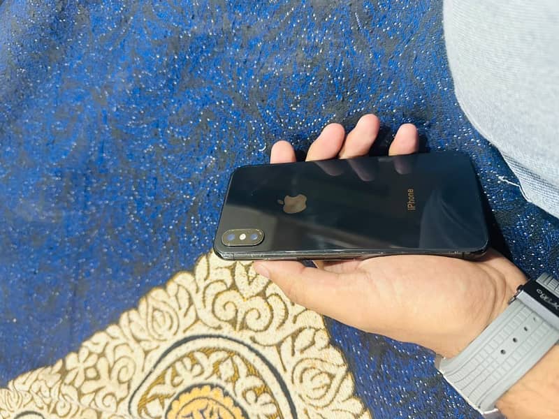 Apple iPhone X 2