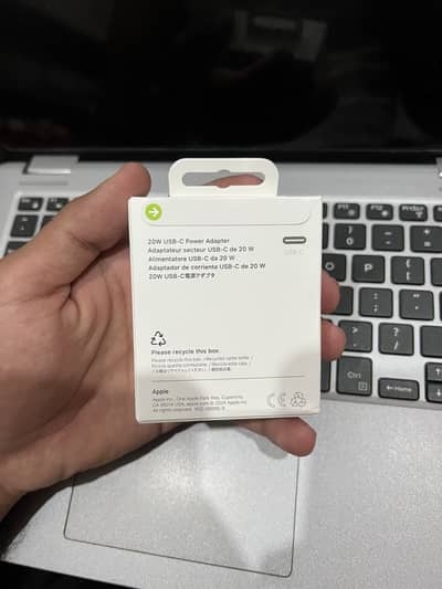 Original Apple Adapter