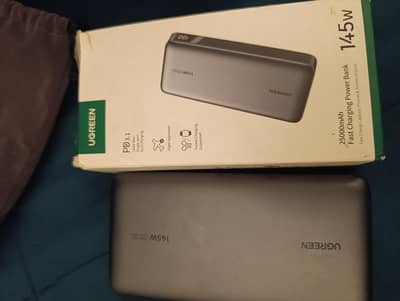 ugreen power bank 145 watt complete box