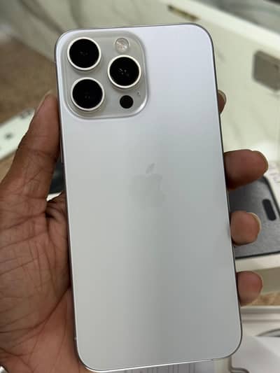 Apple iPhone 15 Pro Max