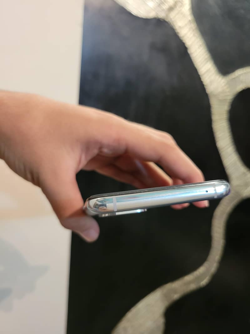 One Plus 8T 1