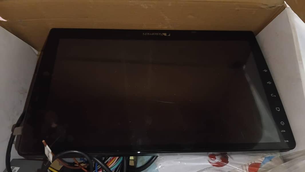 amplifier with woofer and android panel 1