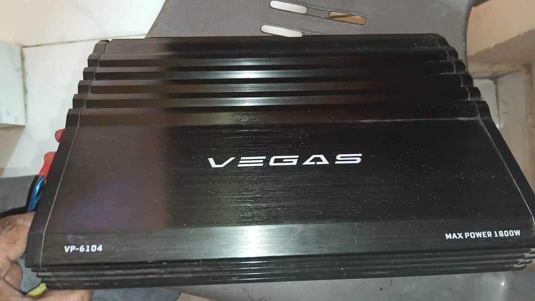 amplifier with woofer and android panel 5
