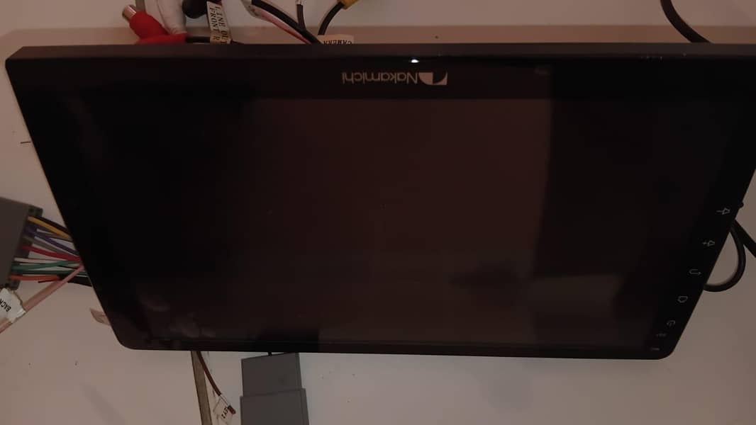 amplifier with woofer and android panel 6