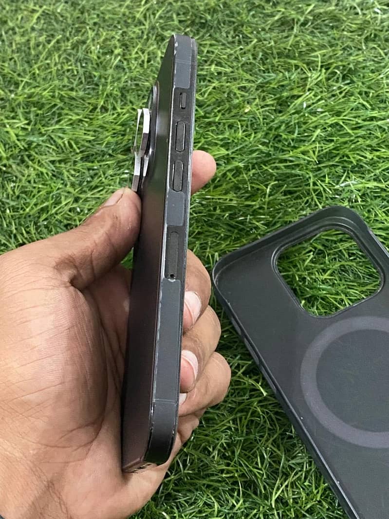 Apple iPhone 14 Pro 3