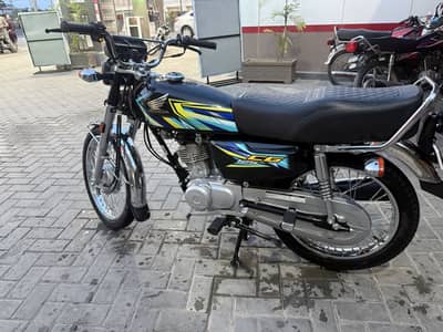 Honda 125 25/26 Black