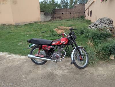 double saman k sath bike hai