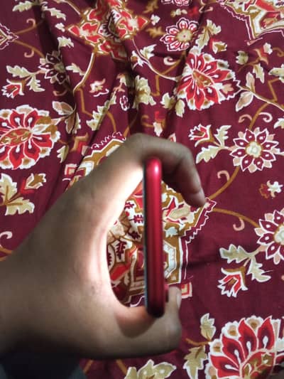 Apple iPhone XR